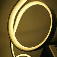 آباژور خمیده و بسیار زیبا|چراغ خواب و آباژور|تهران, میرداماد|دیوار