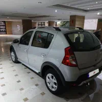 ساندرو است وی اتوماتیک کم کار|خودرو سواری و وانت|تهران, حکیمیه|دیوار