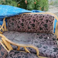مبل هفت نفره|مبلمان خانگی و میز عسلی|شیراز, گل سرخ|دیوار