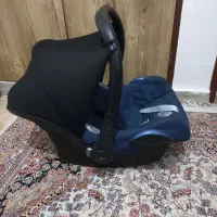 کالسکه و کریر و صندلی کودک maxicosi|کالسکه و لوازم جانبی|نسیم‌شهر, |دیوار