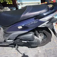 j200|موتورسیکلت|تهران, بهارستان|دیوار