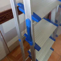 نردبان آلومنیومی صنعتی و خانگی هایلوکس