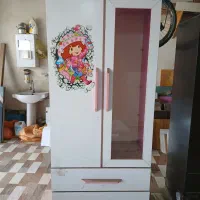 کمدلباس و بچه