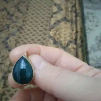 یک عدد گوشواره گم شده