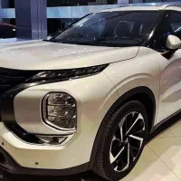 میتسوبیشی اوتلندر 2025 سیلور