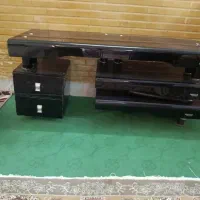 باسلام میز تلویزیون شیشه ای