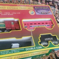 قطار فلزی و پلاستیکی