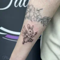 اجرای تتو و آموزش تتو بدن