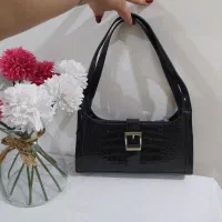 کیف مشکی ورنی کاملا نو استفاده نشده