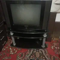تلویزیون 29 با میز