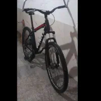 وچرخه ۲۶ دنده ای سالم و باتری ۶۶ آمپر سالم رادیات