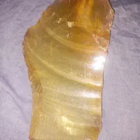 سنگ کهربا عسلی تیره