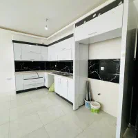 100متری دوخواب طبقه پنجم پارکینگ آسانسور یعقوبی