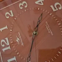 ۲عددساعت دیواری بسیارشکیل وزیبا فوری بدلیل جابجایی|ساعت دیواری و تزئینی|تهران, شکیبا|دیوار