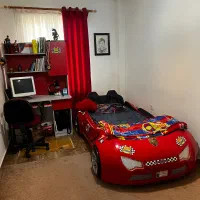 تخت و میز تحریر|تخت و سرویس خواب|بندر انزلی, آخرخط|دیوار