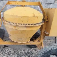 میکسر بتن گیر بتونیر  تانکر سفارشی چرخ دار و پایه