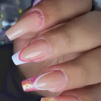 اجاره صندلی ناخن و مژه و تتو رنگ و کراتین و...