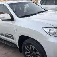 پرادو ۲۰۲۳ فول سفید و مشکی در حد خشک بدون نقطه|خودرو سواری و وانت|اهواز, نیوساید|دیوار