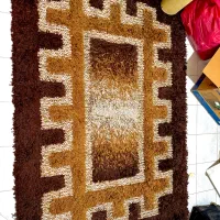 فرش ۴ متری در حد نو