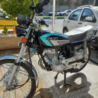 موتورسیکلت نامی ۱۲۵در حد صفر صفر