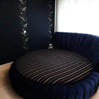 تخت خواب گرد طرح صدف ۲/۵۰ با تشک