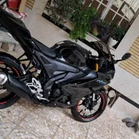 یاماها r15 نیوفیس