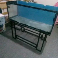 اکواریوم با پایه