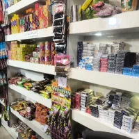 فروشنده سوپر مارکت