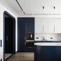 ۱۸۰متر اعیونی با تراس رویایی دوقدمی وکیل آباد