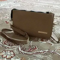 2 عدد کیف|کیف، کفش، کمربند|اقبالیه, |دیوار