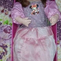 عروسک آواز خوان بزرگ