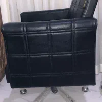 صندلی گردون سالن زیبایی|آرایشگاه و سالنهای زیبایی|چالوس, |دیوار