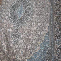 یک فرش درحدنوبه قیمت مناسب