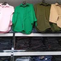 فروشنده خانم