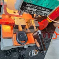 کلیدساز.تعریف ریموت خودرو و دزدگیر|خدمات پیشه و مهارت|زیباشهر, |دیوار