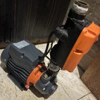 پمپ نیم اسب خانگی لئو با ست کنترل