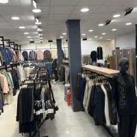 فروشنده خانم