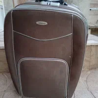 چمدان مسافرتی