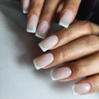 دستیار ناخنکار