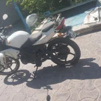 موتور سیکلت 200