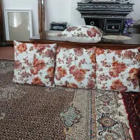 بالشت|رختخواب، بالش، پتو|باسمنج, |دیوار