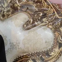 مبل شاه نشین ۹نفره ورق طلا به همراه کاور