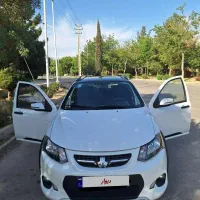 کوییک R سفید مشکی مدل ۱۴۰۱