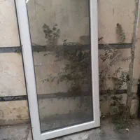 پنجره‌پی‌وی‌سی‌‌باشیشه
