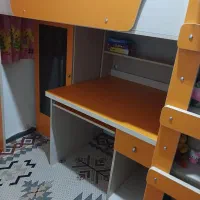 تخت دو طبقه
