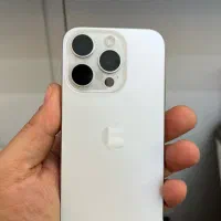 ۱۵ پرو در حد آک