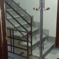 رخت اویز ایستاده