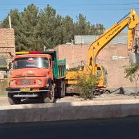 خدمات پیمانکاری میری ( خاکبرداری و حمل مصالح )