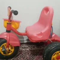 سه چرخه درحدنوع کمی رکاباش مشکل داره درست میشه