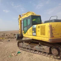 بیل مکانیکی۲۰۰